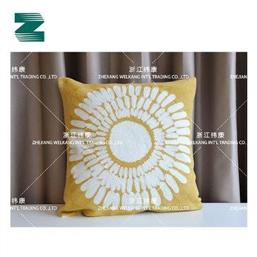 Biely vyšívací vankúš z polyesterového bavlneného plátna